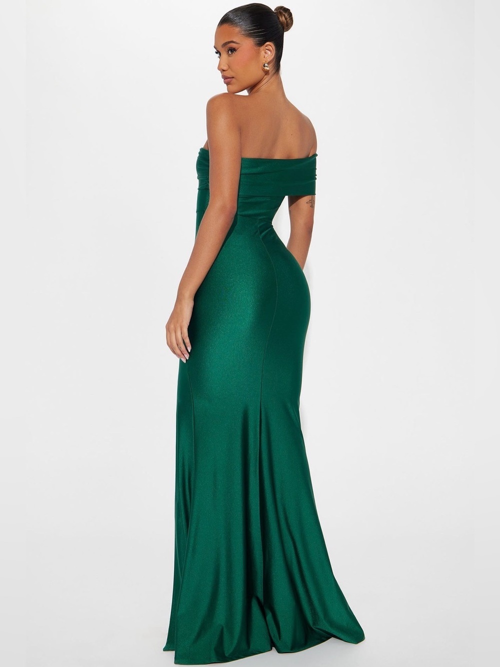 Fashion Nova Off-Shoulder Hunter Green Evening Gown NWT - Picture 2 of 4
